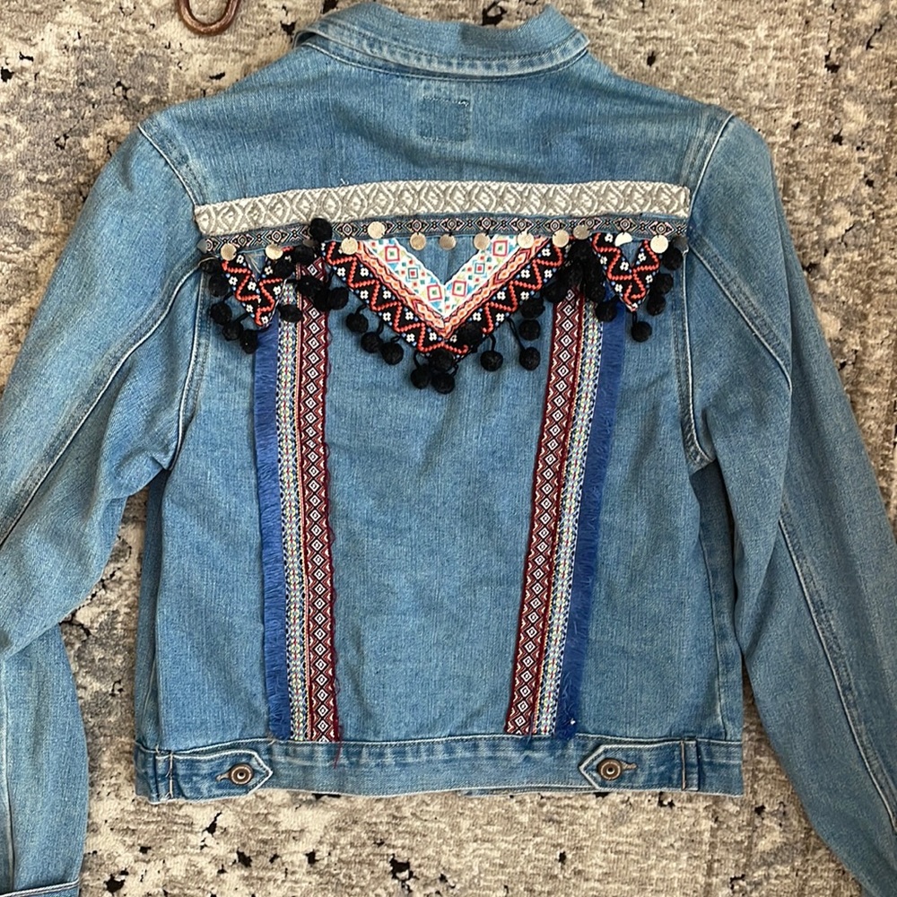Embroidered Jean Jacket!!